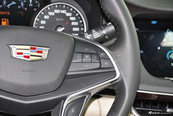 2017款CT6 2.0T自动28T时尚型