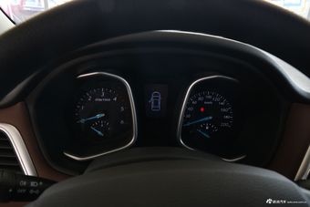 2018款领主2.5T手动柴油超享版两驱舒适型标双SD4V25R-100