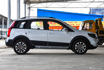 2016款景逸X5 1.8T手动尊享型 珍珠白