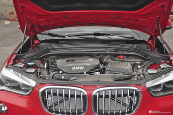 2016款宝马X1 2.0T自动xDrive20Li豪华型