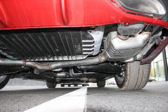  2018款奔驰C级C180L 1.6T自动时尚型运动版