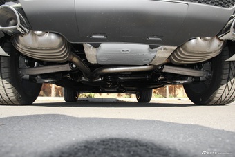 2017款奥迪Q5 2.0T自动40TFSI豪华型（白）