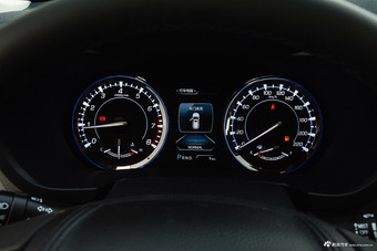 2017款长安CS95 2.0T自动两驱智远版