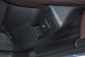 2019款宝马X4 2.0T自动xDrive25i M运动套装