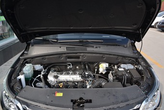 2016款宝骏560 1.8L手动超值版图片