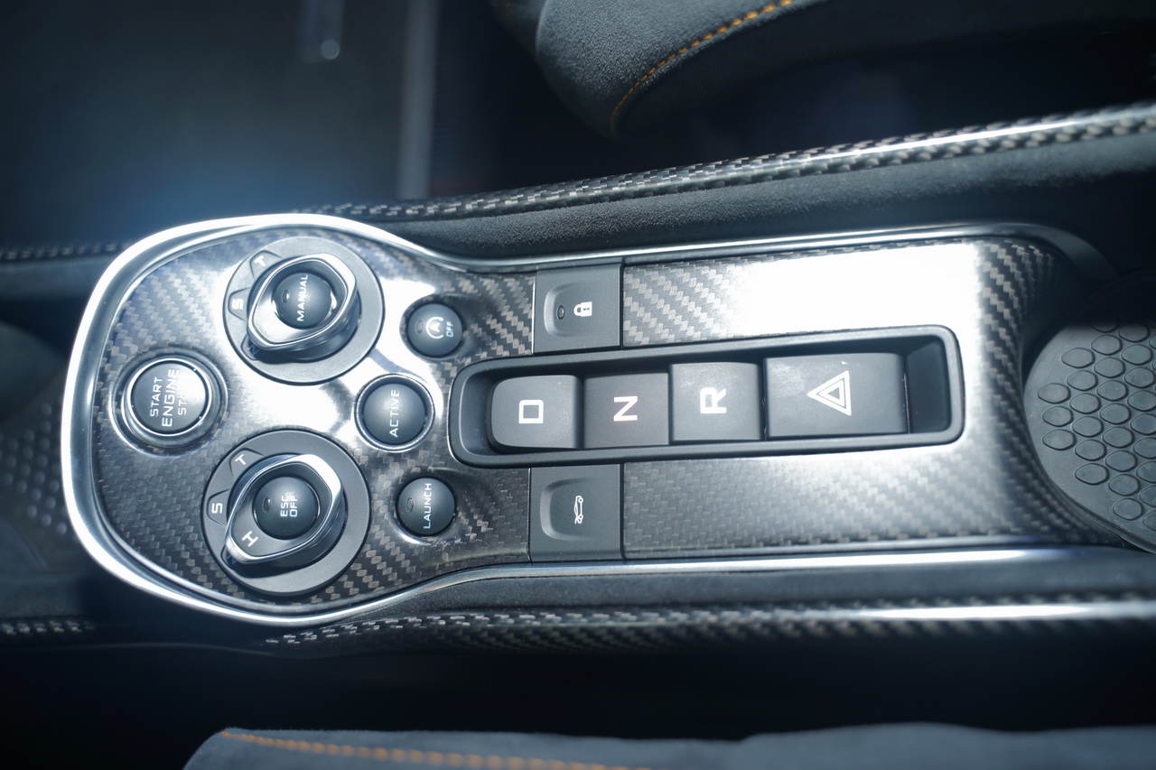 2018成都车展实拍：迈凯伦600LT