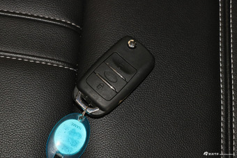 2018款领主2.5T手动柴油大双两驱超豪华型