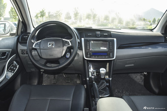 2014款 众泰Z300 新视界 1.5L 手动尊贵型