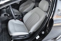 2016款奔腾B50 1.6L自动豪华型