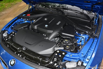 2017款宝马4系2.0T自动425i Gran Coupe尊享型M运动套装