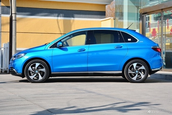 2018款腾势500 荣耀版