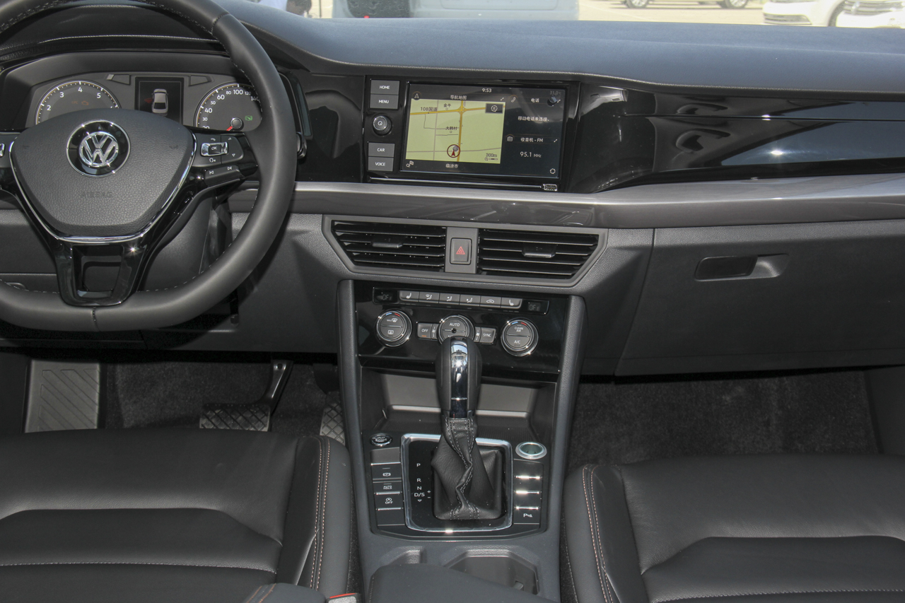 2019款宝来 1.5L自动豪华型