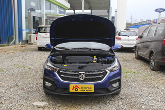 2018款宝骏310W 1.5L自动豪华型