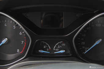 2018款福克斯两厢1.6L自动风尚型智行版