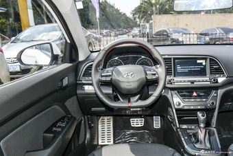 2016款领动 1.4T自动炫动精英型