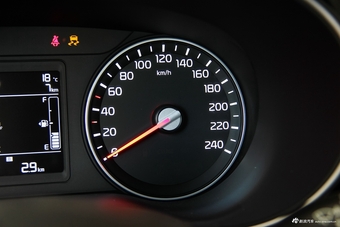 2017款KX3 1.6L自动傲尊版