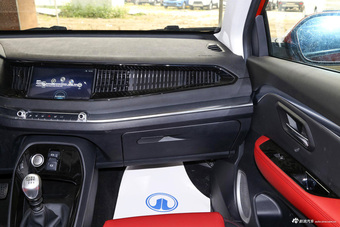 2017款哈弗H2s 1.5T手动精英型 红标