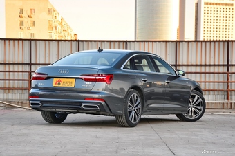 2019款奥迪A6L 45TFSI quattro 豪华致雅版