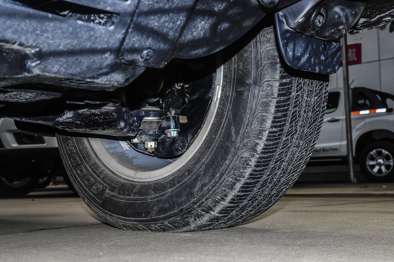 2016款 帅铃T6 2.0T柴油旗舰型D19TCID7