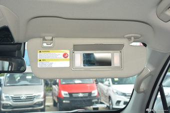 2017上汽大通D90 2.0T自动四驱北极星