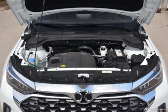 2018款北汽绅宝智行1.5T自动精英版