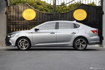 2018款名爵6新能源 45T E-DRIVE智驱混动PILOT超级互联网版