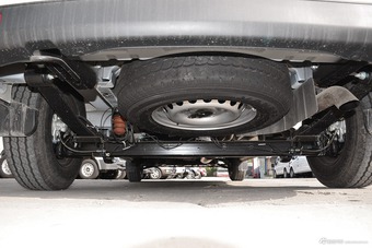 2017款新全顺2.0T中轴中顶汽油Gas 5/6座Kombi国5