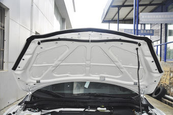 2015款马自达3星骋1.6L自动两厢精英型