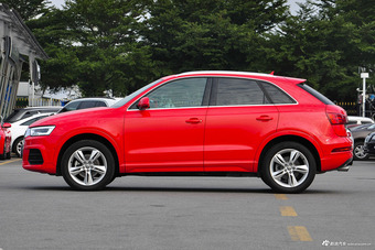 2016款奥迪Q3 2.0T自动35TFSI风尚型
