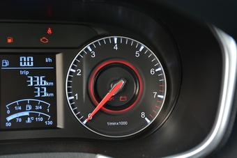 2017款中华V3 1.5L手动舒适型