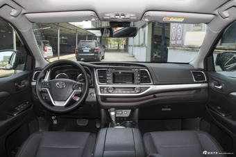 2018款汉兰达2.0T自动两驱豪华版7座