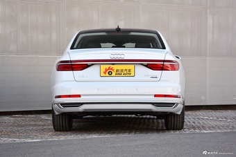 2018款奥迪A8L 3.0T自动55 TFSI quattro精英型