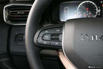 2017款领克01 2.0T自动两驱型版