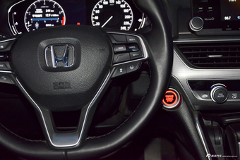 2018款雅阁1.5T自动尊贵版260TURBO