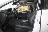 2016款雪铁龙C4L 1.2T自动精英型