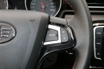 2017款骏派D60 1.5L手动豪华型