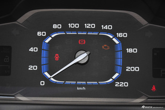 2016款荣威360 1.5L自动智屏版