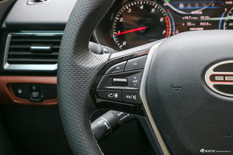 2018款森雅R9 1.2T自动豪华智尚型