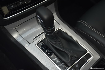 2016款荣威RX5 20T自动两驱互联网智享版