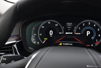 2019款宝马5系新能源 530Le 2.0T自动豪华套装