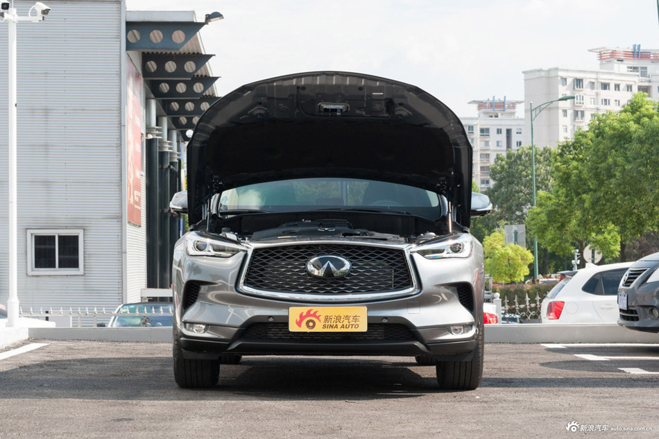 2018款英菲尼迪QX50 2.0T自动四驱智能版