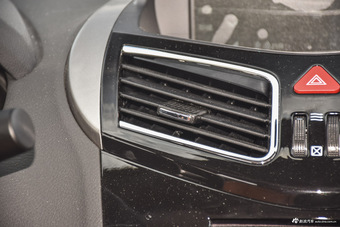 2017款海马S5强动力版1.5T自动尊贵型