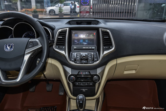 2015款逸动1.6L手动豪华型国5