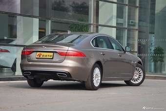 2017款捷豹XFL 2.0T自动200PS精英版