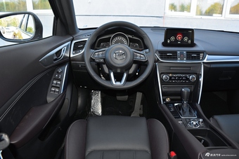 2018款马自达CX-4 2.5L自动四驱蓝天运动版