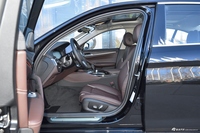 2019款宝马5系2.0T自动530Li 尊享型豪华套装