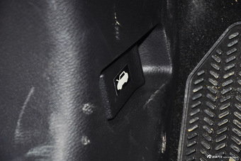 2015款哈弗H6 Coupe 2.0T自动两驱精英型