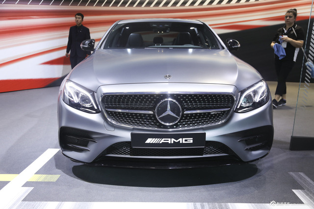 AMG E