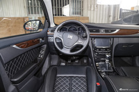 2015款众泰Z500 1.5T 手动尊贵型