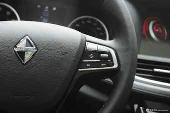 2016款宝沃BX7 2.0T自动四驱旗舰版28T